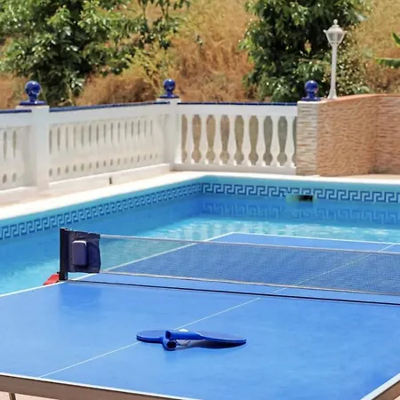 Villa Sanchez Y Rico *